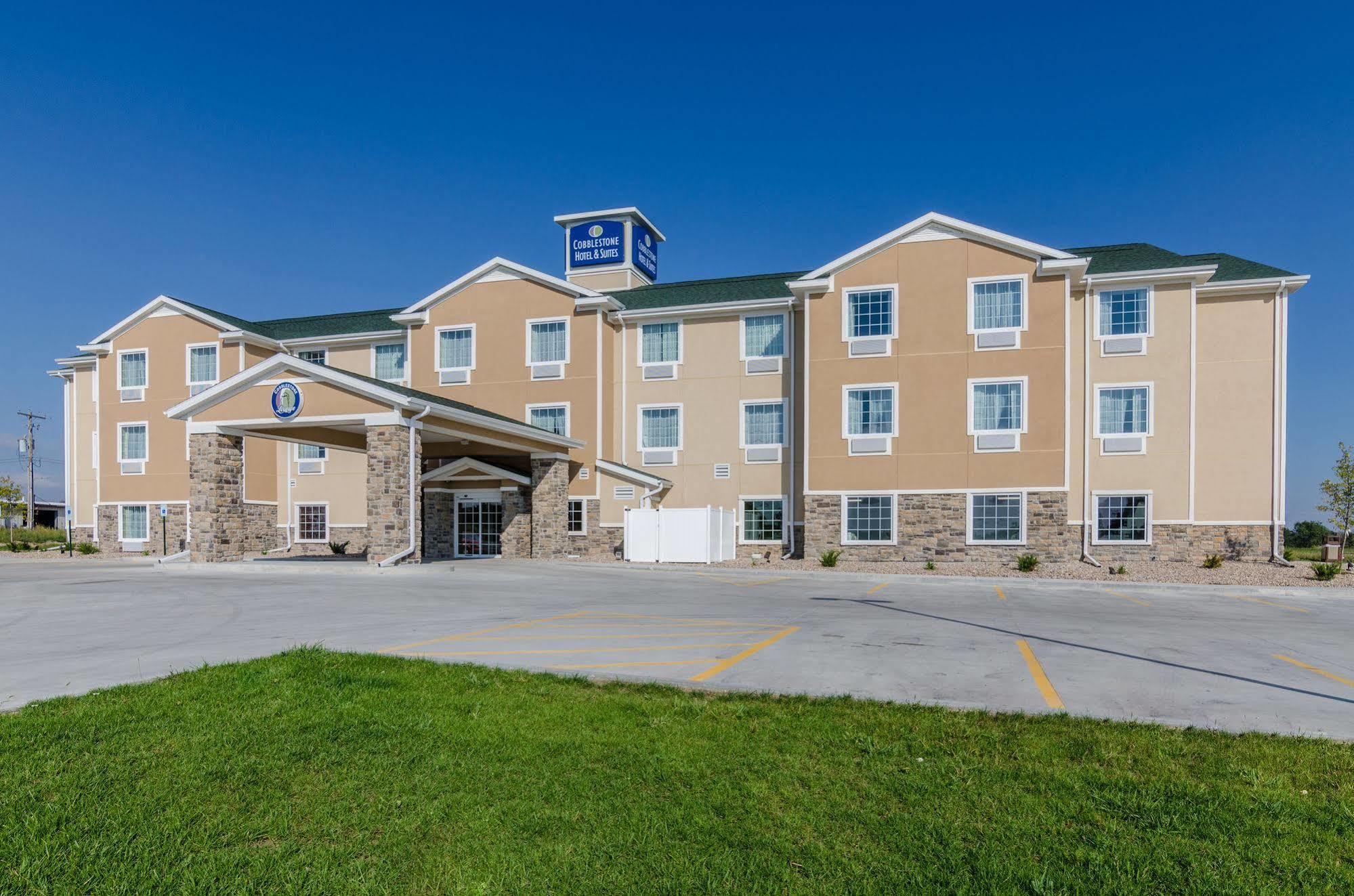 Cobblestone Hotel & Suites - Маккук Екстер'єр фото