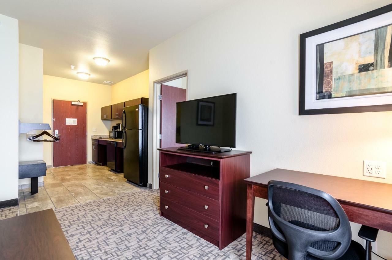 Cobblestone Hotel & Suites - Маккук Екстер'єр фото